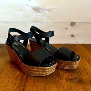 42 Gold black wedge sandals. 
.